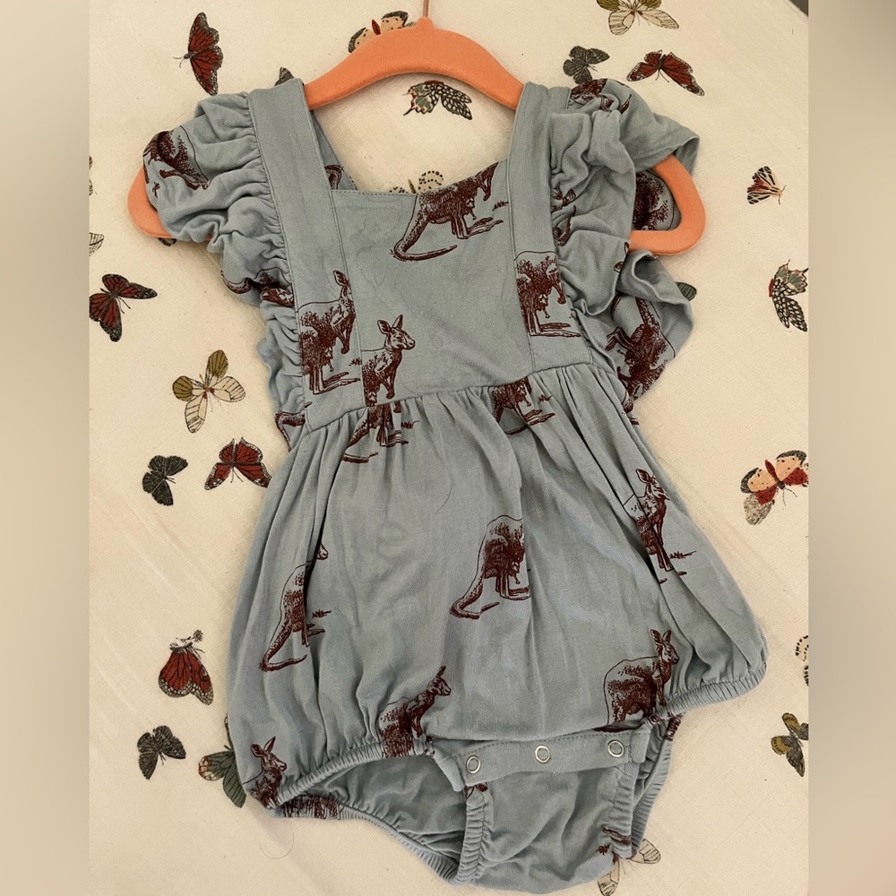 Kate Quinn Bamboo Kangaroo Ruffle Strap Bubble